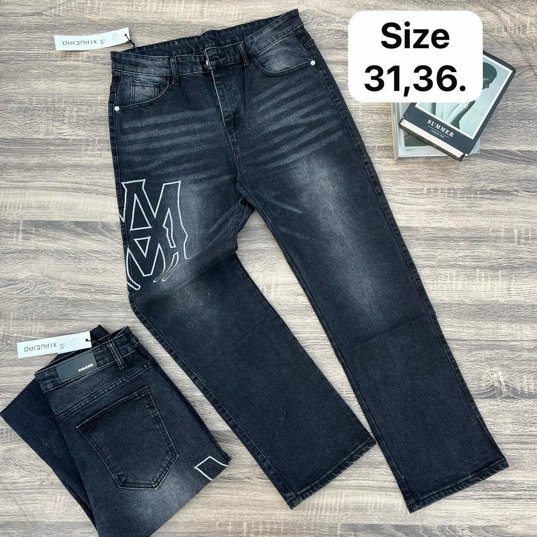 Baggy jeans