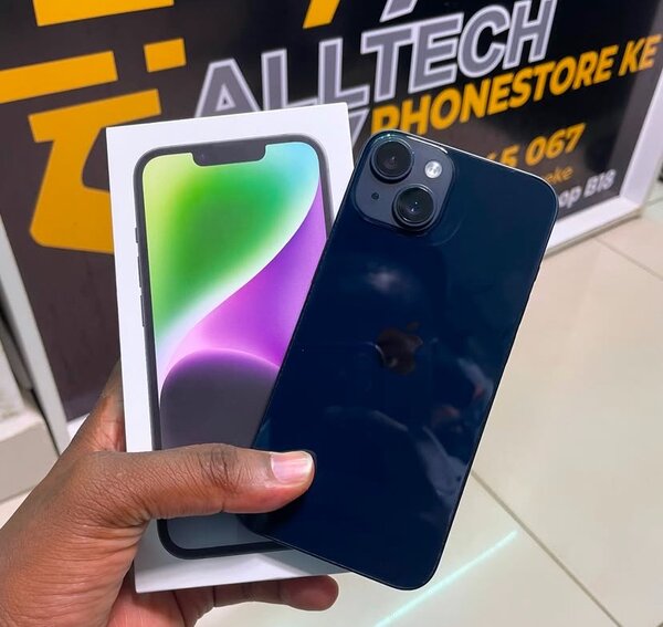 Clean iPhone 14