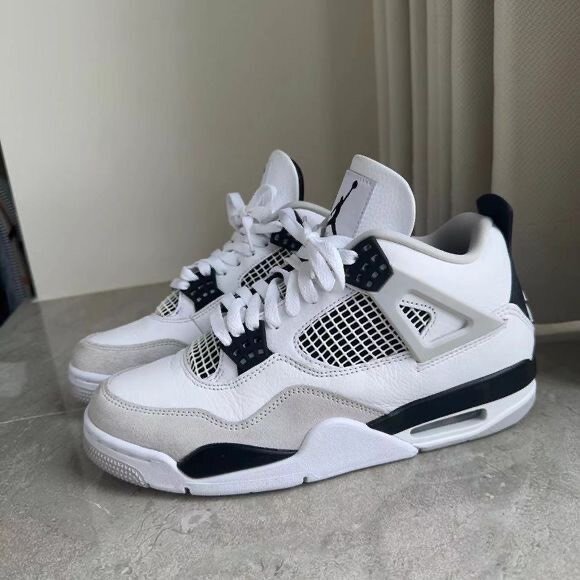 Jordan 04