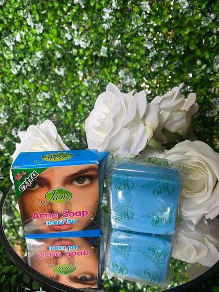 Savon anti acné, anti boutons et anti taches