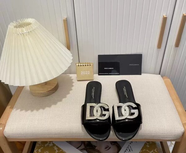 Slippers