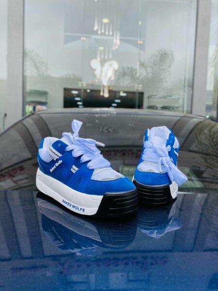 Naked wolf shoe