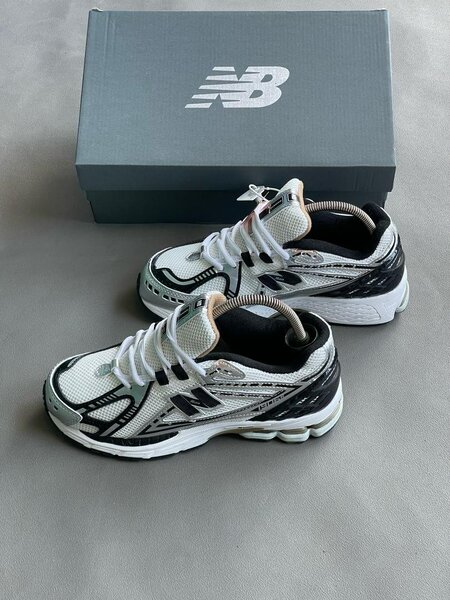 Paire de basket new balance