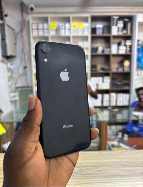 iPhone XR