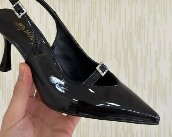 Heel : 2.5inches