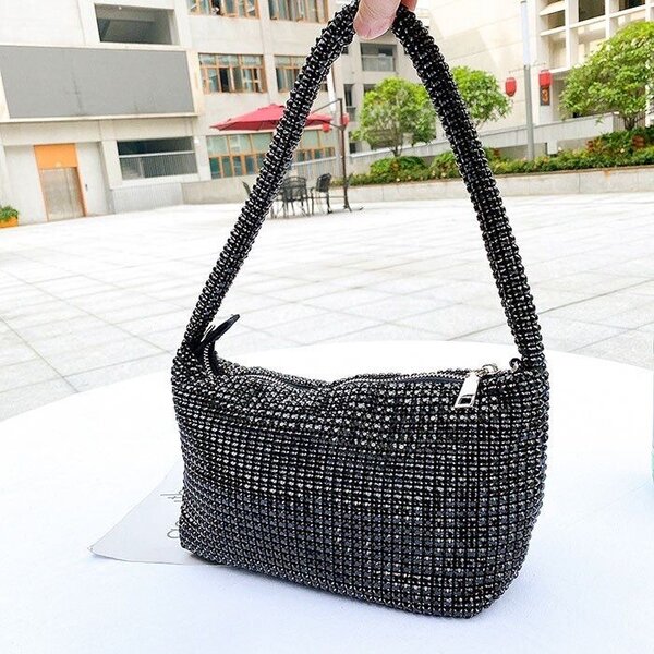Sac à main élégant strass