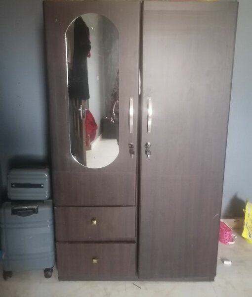 Quality 2 ni1 wardrobe