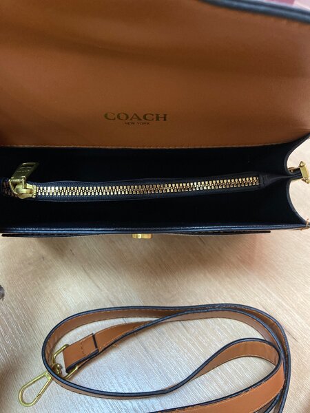 COACH