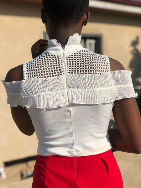 Crop top