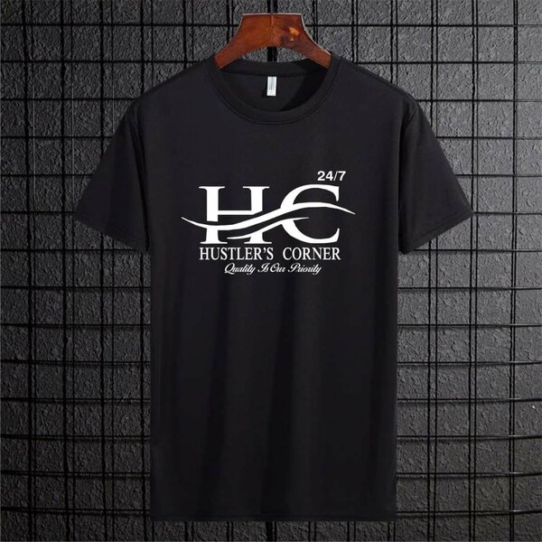 T-shirt and slides