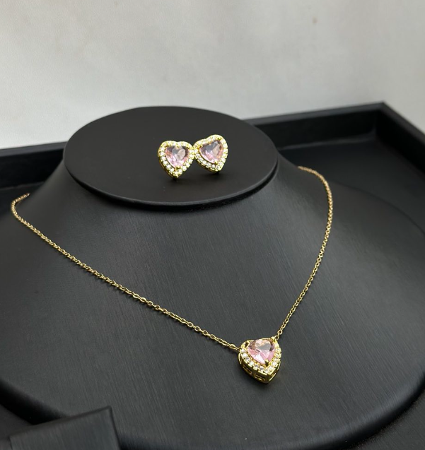 Necklace + earrings
