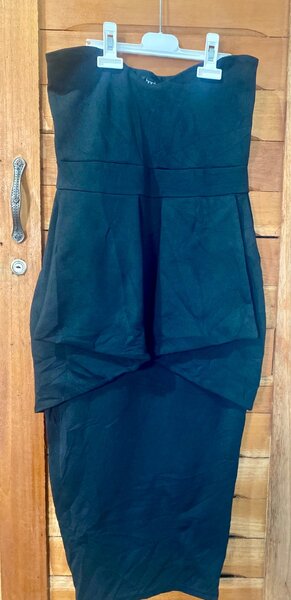 Robe noire élégante soirée