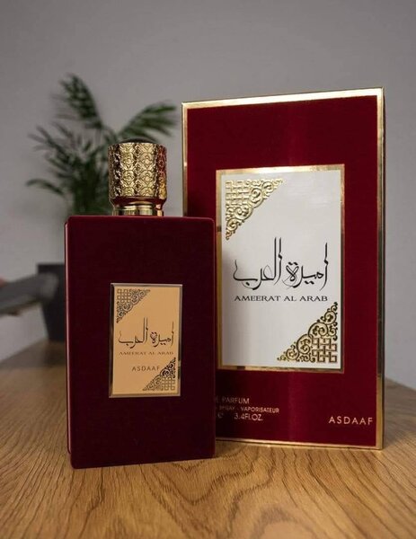 AMEERAT AL ARAB ( ROUGE ,ROSE ET NOIR)