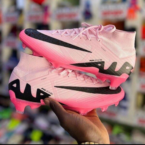 PAIRE DE MAGRE NIKE