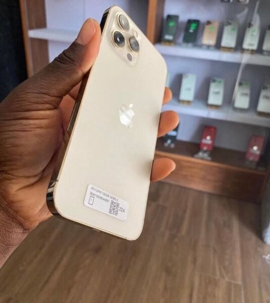ROGGER IPHONES