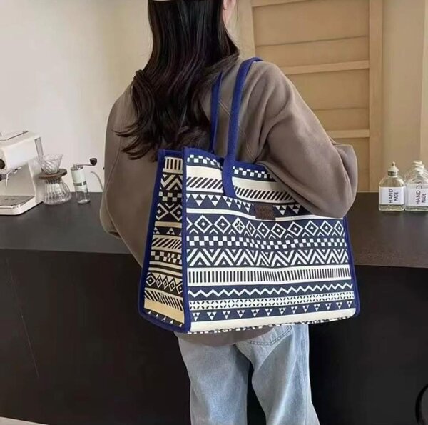 Sac cabas ethnique tendance