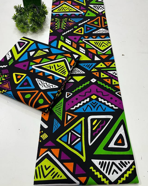 Tissu noir vert
