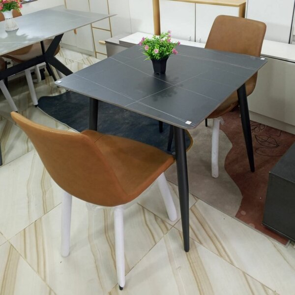 Table de salle à manger