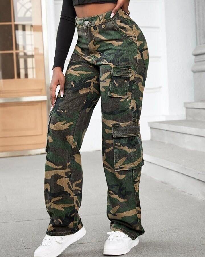 Camouflage cargo pants