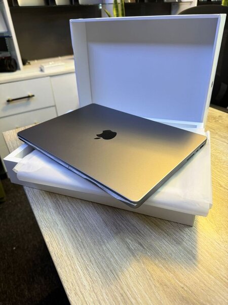 Laptop