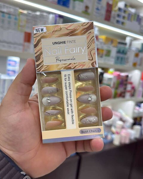 Faux ongles
