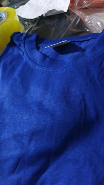 T-shirt en coton bleu