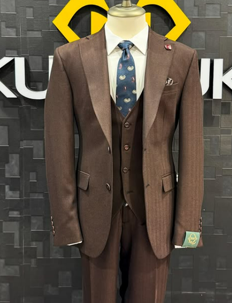 SUIT