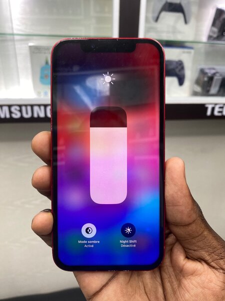 iPhone 13 simple