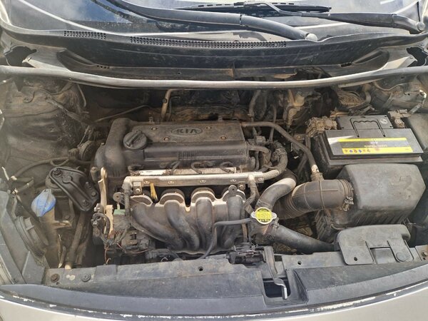 Automobile