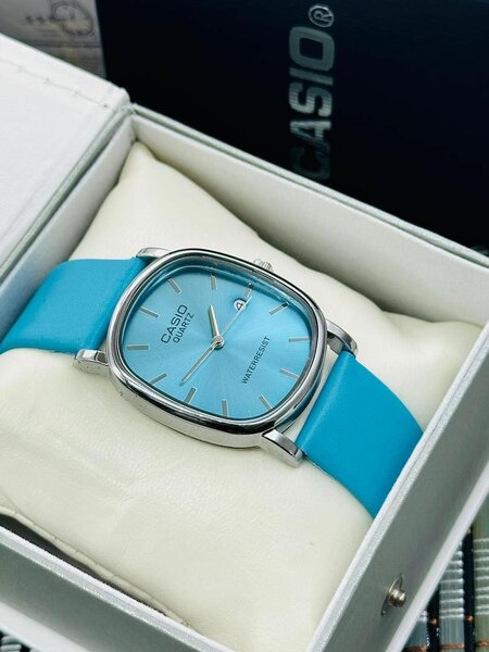 Montre Casio Quartz Bleu