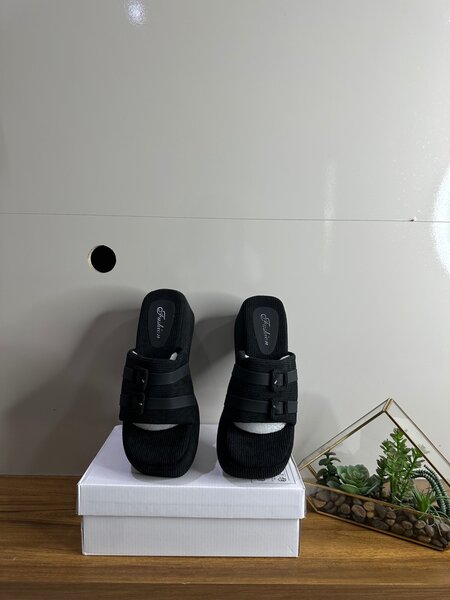 Women platform