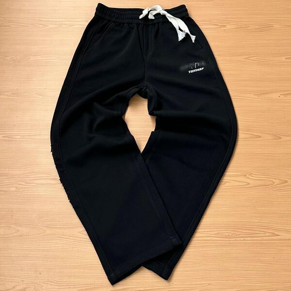 Baggy jeans