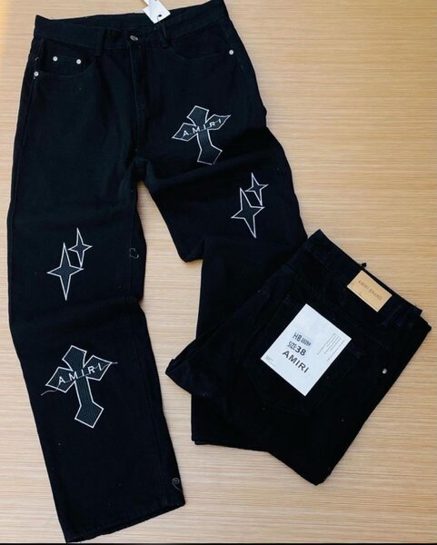 Baggy trousers