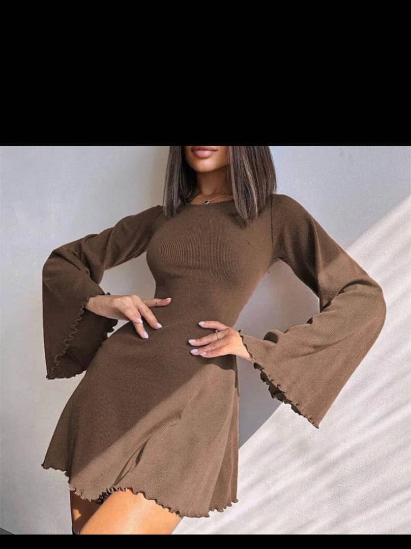 Robe Tricotée à Manches Évasées