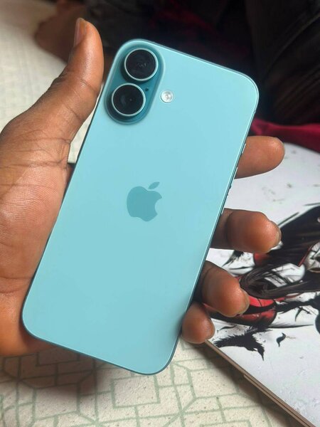 iPhone 16  128 gig eSIM locked AT &T Clean