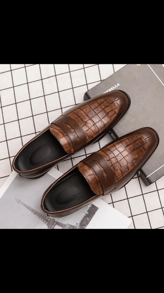 Chaussures habillées en cuir pour homme