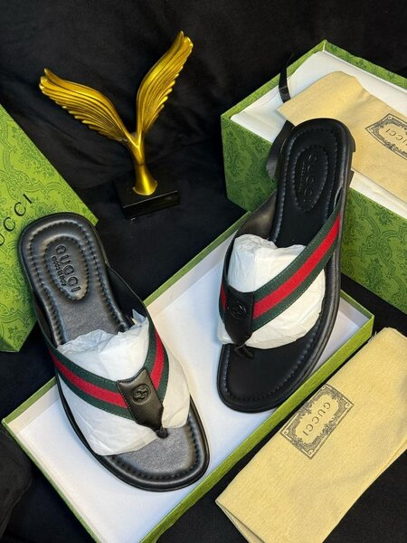 Mens quality slide