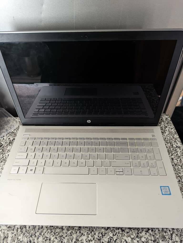 Laptop neat