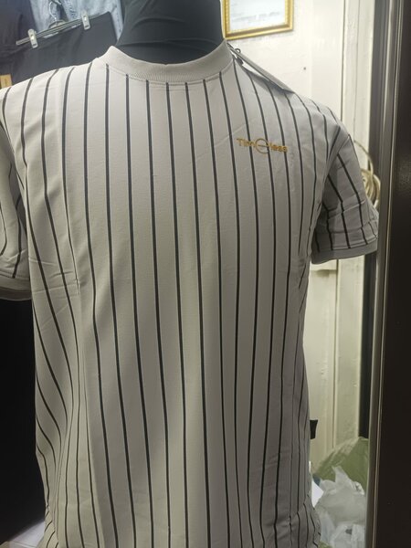 white men's t-shirt