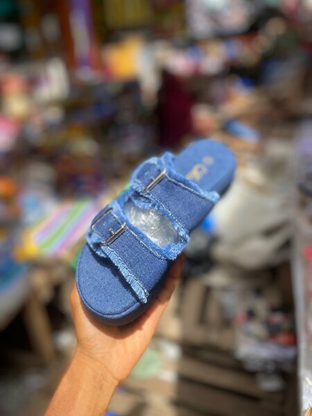 Sandale à talons