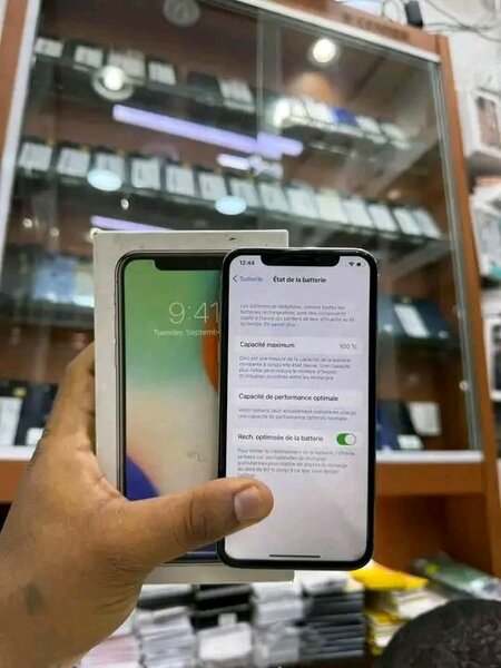 iPhone X avec boîte