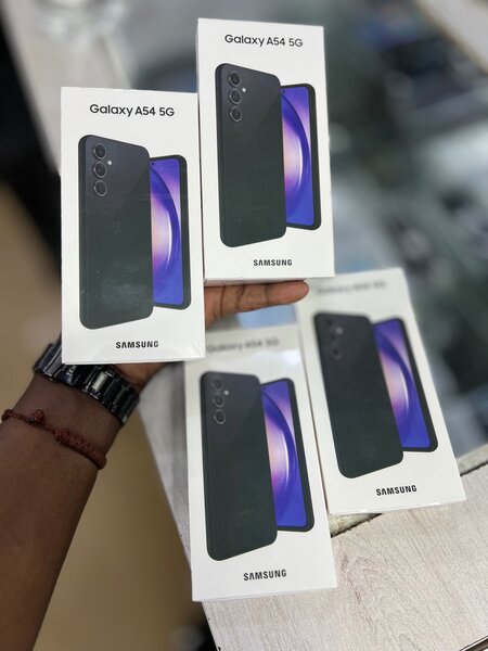 SAMSUNG Galaxy A54