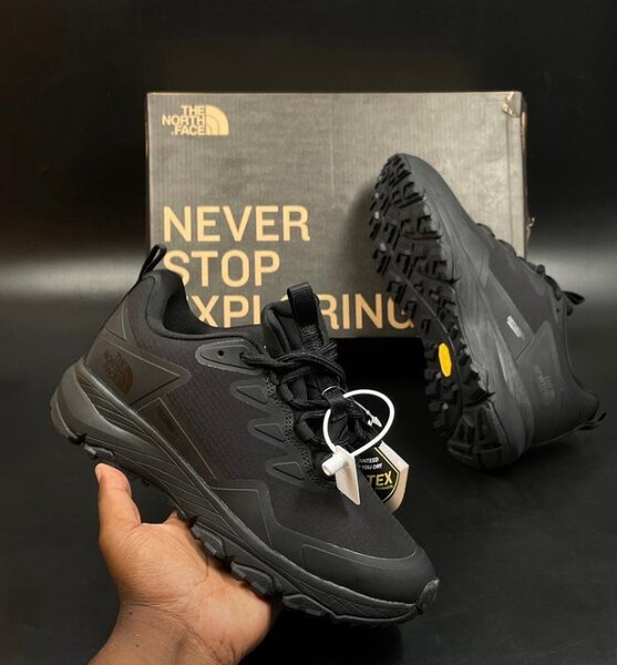 THE NORTH FACE