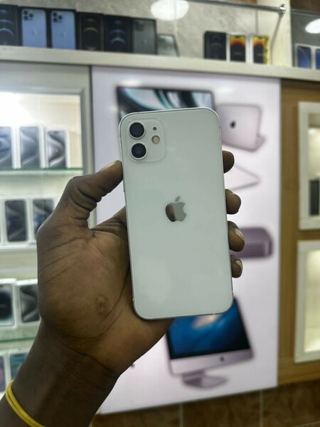 iPhone 12