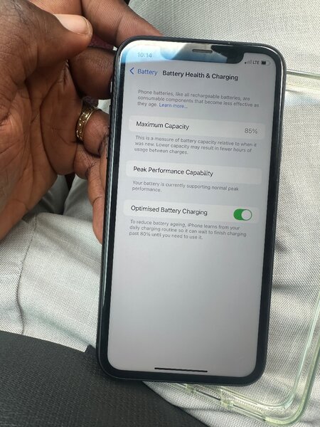 Iphone XR (64gig)