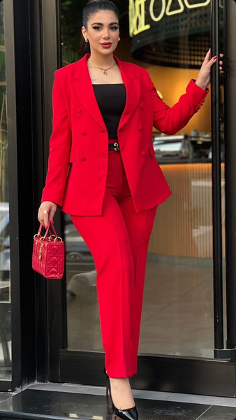 costume rouge
