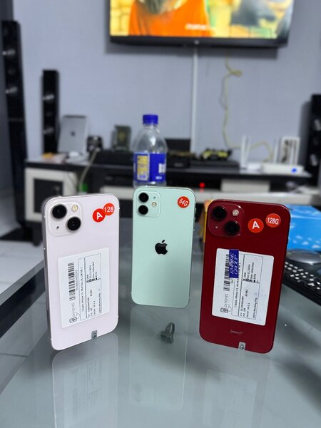 iPhone 13