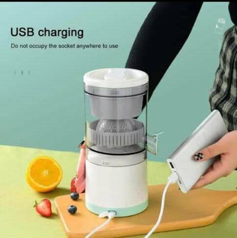 Presse-agrumes électrique portable, rechargeable.