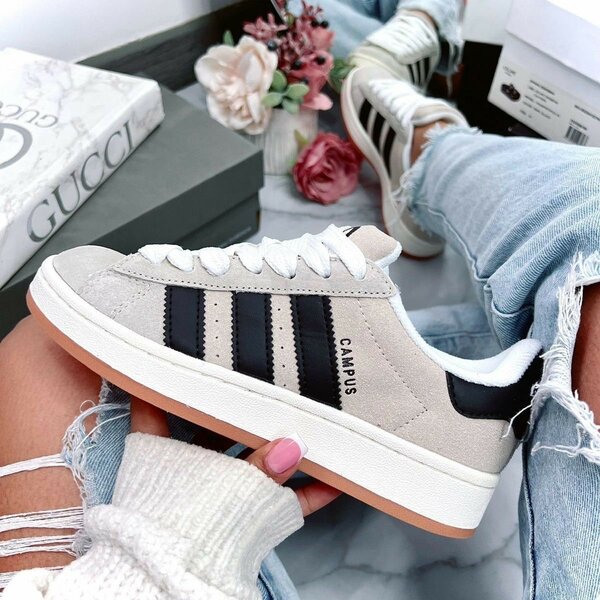 Chaussures Adidas