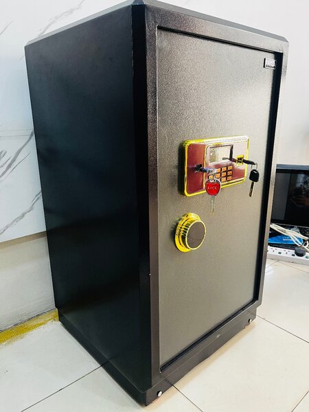 Safe Locker Fireproof Heavy Duty 110kg 2.5ft Height
